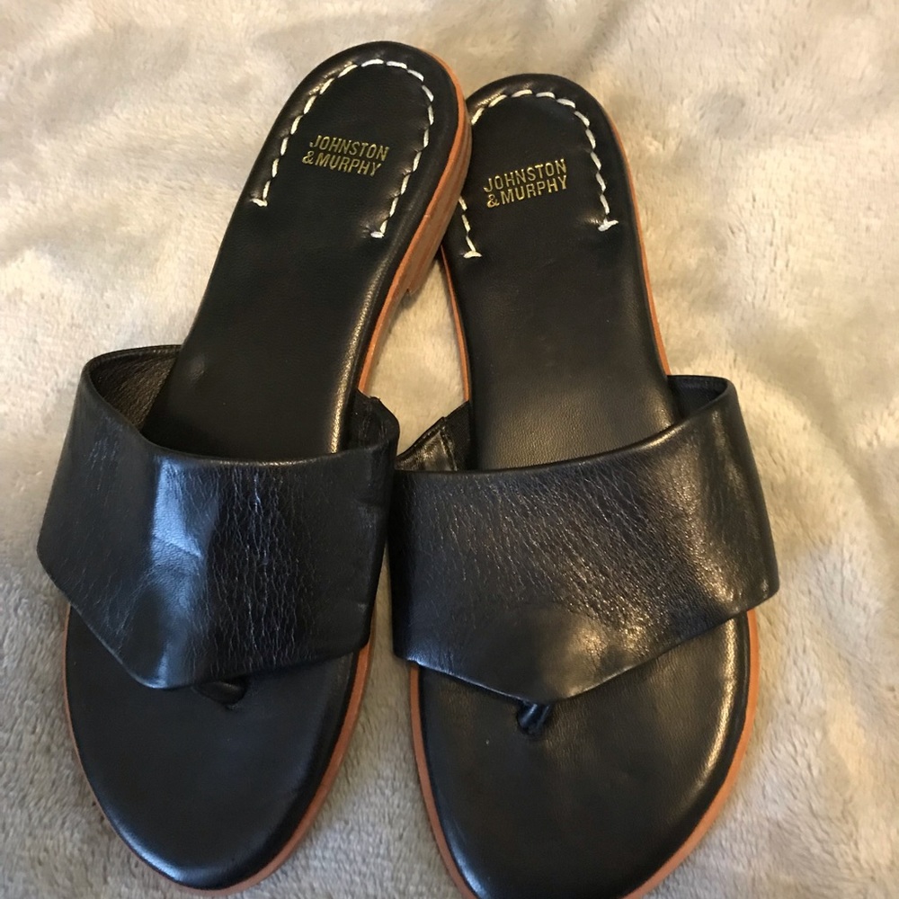Black leather sandals